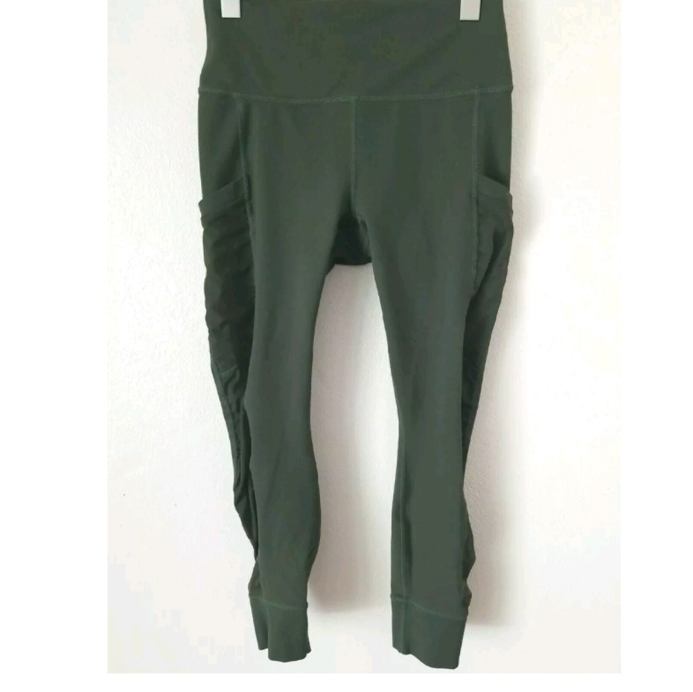 Fabletics Size M Solid Green Crop Length Shirred … - image 6